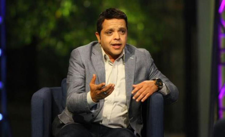 صورة.. محمد هنيدي وزوجته يحتفلان بعيد زواجهما